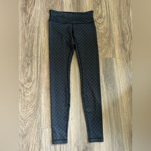 Lululemon Athletica Black Patterned Leggings Sz 6